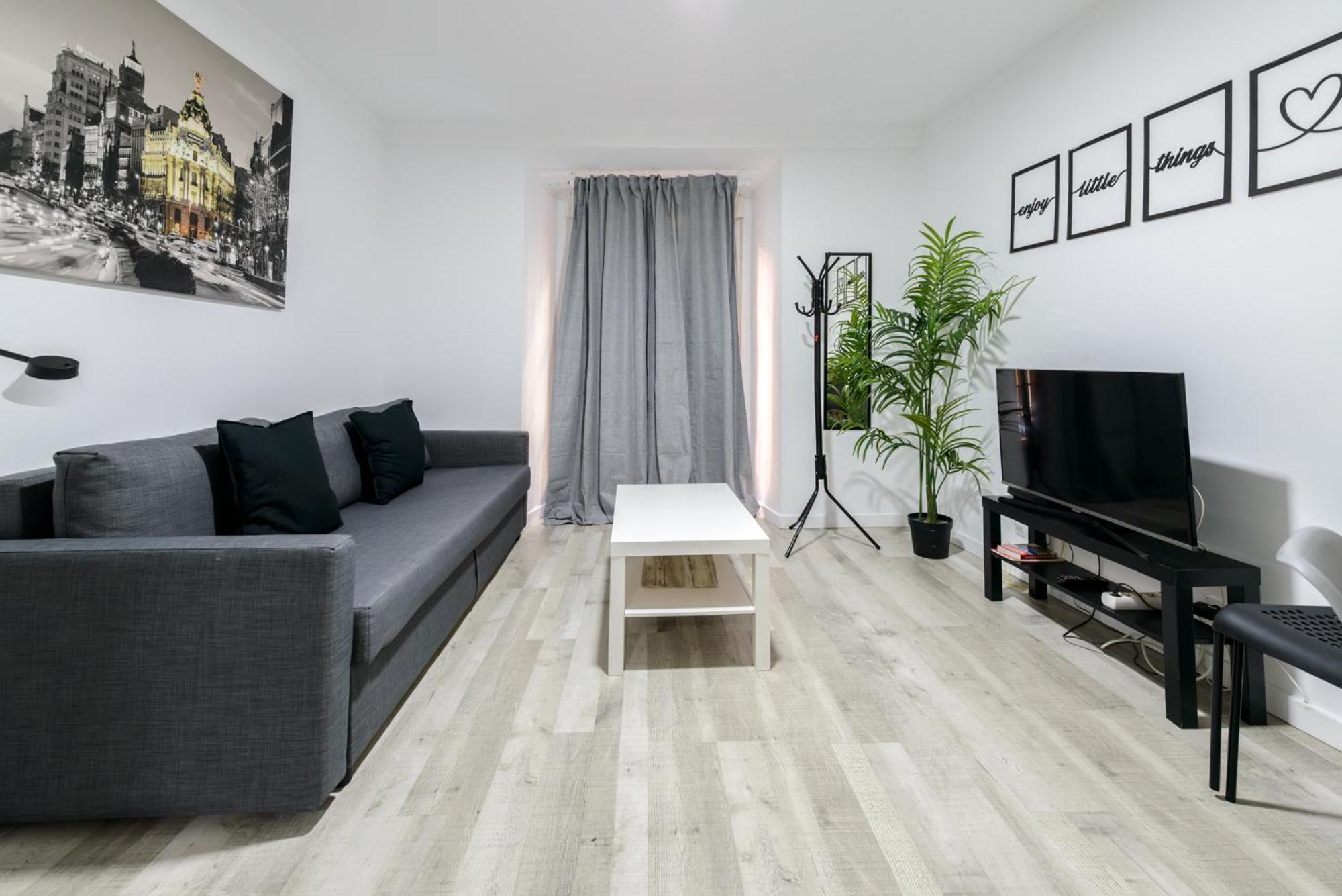 Moderno Y Centrico En El Vibrante Lavapies Apartamento Madrid